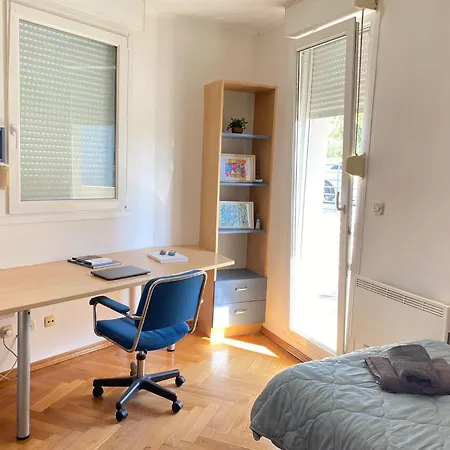 Loni Apartment